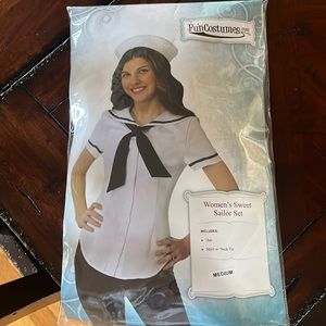 Women’s size medium - sailor set